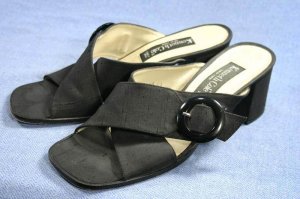 KENNETH COLE BLACK FABRIC MID-HEEL SLIDES SANDALS 8.5