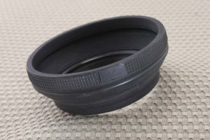 QUALITY 67mm COLLAPSIBLE RUBBER & METAL LENS HOOD JAPAN