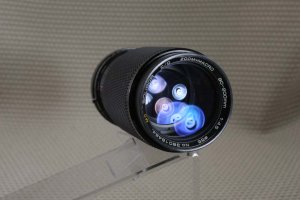 CANON FD MOUNT 80-200mm MACRO ZOOM LENS by SOLIGOR