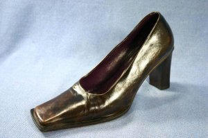 E'CLAT WOMENS BRN  LEATHER PUMPS 38/7.5 $188