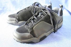 4CE FORNAX MENS BLACK/GRAY SKATE SHOES 8 M NEW