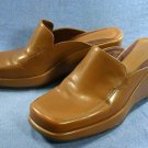 KENNETH COLE WOMENS LT BROWN WEDGE SOLE MULES 8.5 M
