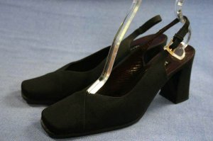 MARTINEZ VALERO BLACK FABRIC SLINGBACK PUMPS 7.5 M EUC