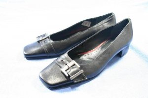 LEONARDO FIRENZE women BLACK LEATHER FLATS 38/7.5 M EUC