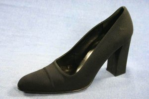 PALOMA WOMENS BLACK SILK HIGH HEEL PUMPS 7 B MINT