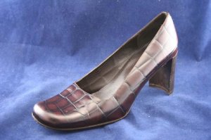 DKNY WOMENS BRN CROCO LEATHER DOLL TOE PUMPS 8 M MINT