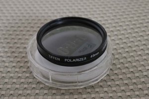 TIFFEN 49mm PL POLARIZER POLARIZING FILTER F1016