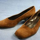 JOAN & DAVID $235 BROWN SUEDE MID HEEL PUMPS 7.5 N