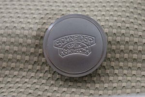 VTG SCHNEIDER OPTIK KREUZNACH 37mm METAL LENS CAP H207