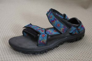 TEVA 1537 BOYS WATER WALKING SPORT SANDALS SZ 13 M EUC
