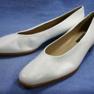SELBY WHITE LEATHER LOW HEEL PUMPS 12 M NEW