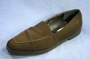 SAKS FIFTH AVENUE BROWN STRETCH LOAFERS FLAT SHOE 8.5 N