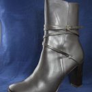 COLIN STUART WOMENS BRN LEATHER ANKLE BOOTS 9 M MINT