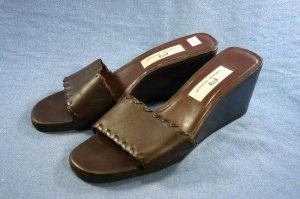 ETIENNE AIGNER BROWN LEATHER WEDGE SOLE SLIDES 10 M EUC