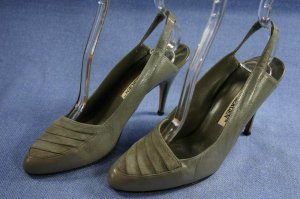POLLY BERGEN WOMENS GRAY LEATHER SLINGBACK PUMPS 7 AA