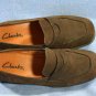 CLARKS WOMENS BROWN SUEDE LOAFERS SHOES 6 M MINT