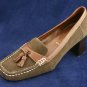 NICKELS WOMENS BRN SUEDE TASSEL LOAFER PUMPS 8 M MINT