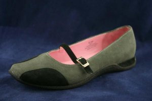 PAZZO WOMENS GRAY & BLK MARY JANE FLATS OF 6.5 M NEW