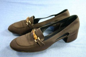PALOMA BROWN FABRIC OPEN SIDE LOW HEEL PUMPS 9 AA