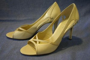 NINE WEST BONE LEATHER HIGH HEEL OPEN TOE PUMPS 8.5 M