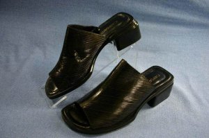 JOAN & DAVID BLACK LEATHER SLIDE SANDAL SHOE 6.5 M