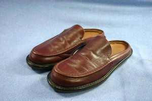 J. CREW BURGUNDY MOC TOE MULES CLOGS SHOES 6 M