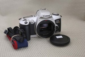 CANON EOS REBEL G SILVER QD AF SLR 35mm FILM CAMERA EF