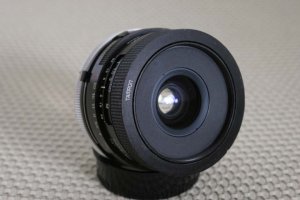 Tamron 28mm/2.5 Wide-Angle lens Canon FD Adaptall 2 MT