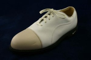 NIKE AIR WOMENS WHITE & BEIGE LEATHER GOLF SHOES 7.5 W
