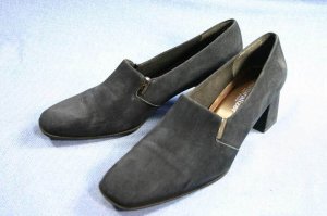 NATURALIZER WOMEN NAVY NUBUCK HIGH VAMP SHOE PUMPS 7 M