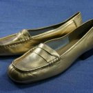 COUP D'ETAT WOMENS GOLD LEATHER LOAFERS 8.5 N