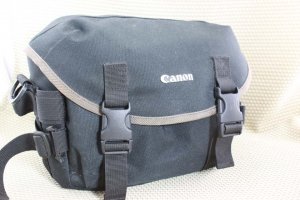 CANON AUTH BLK/TAN SLR DIGITAL CAMERA GADGET BAG MINT