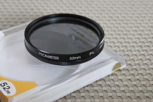 PROMASTER 52mm PL POLARIZER POLARIZING LEN FILTER F1091
