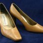 CARESSA WOMENS BROWN LEATHER PUMPS 5.5 M MINT
