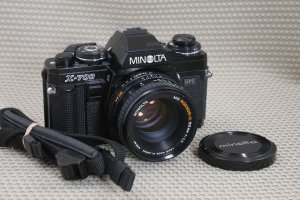 MINOLTA X-700 MPS SLR Film Camera w 50mm lens MINT