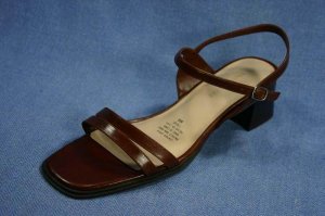 NATURALIZER BROWN LEATHER ANKLE STRAP SANDALS 9 M NEW
