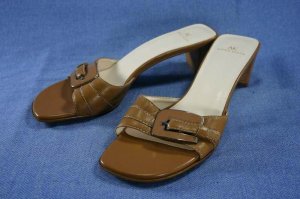 ANNE KLEIN LT BROWN SLIDE SANDALS SHOES 7 M MINT
