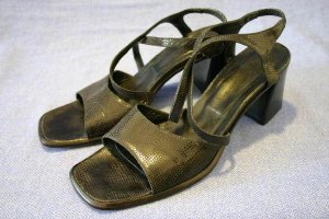 JOAN & DAVID BLACK HIGH HEEL STRAPPY  SANDALS 8 M