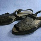 PENALJO USA BLACK LEATHER WALKING SANDALS 7.5 M MINT