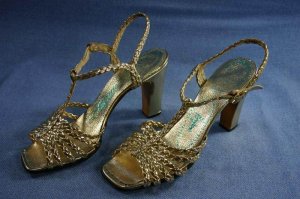 VINTAGE AMANO WOVEN GOLD STRAPPY LEATHER SANDALS 7 N