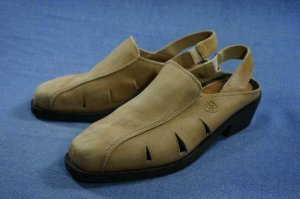 ARIAT TAN NUBUCK SLINGBACK CLOGS SHOES 7.5 M