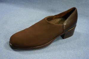 MUNRO AMERICAN WOMENS BROWN STRETCH LOAFERS SHOES 6.5 N