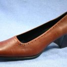 AEROSOLES WOMENS BROWN LEATHER MID HEEL PUMPS 6 B NEW