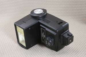 VIVITAR 283 AUTO THYRISTOR BOUNCE FLASH EX+