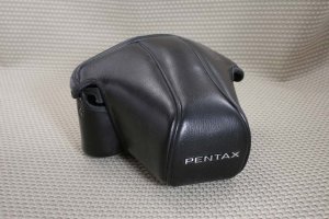 AUTH  PENTAX BLK LEATHERETTE CAMERA CASE P3 P30