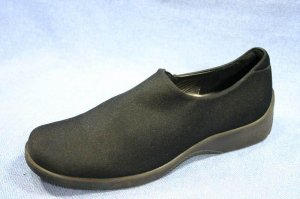 ECCO WOMENS BLACK FABRIC MOCS SHOES EU 4, US 6 MINT