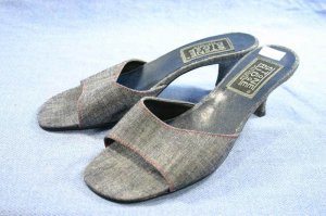 STONE RIDGE BY ALDO DENIM MID HEEL SLIDES 38/7 M NEW