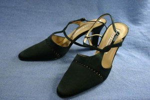 ENZO ANGIOLINI BLACK SATIN SLINGBACK EVENING PUMPS 6 M