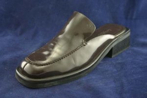 COLE HAAN STUDIO BROWN SPLIT TOE MULES CLOGS 8 AA MINT