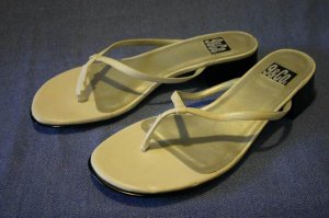 NINE WEST 9&CO WHITE LEATHER THONG SANDALS 10 M NEW